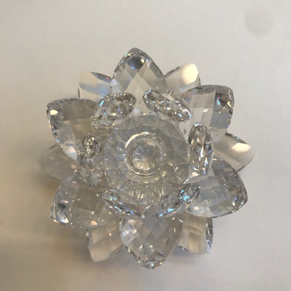 Swarovski Accents Swarovski Crystal Paradise Waterlily Candle